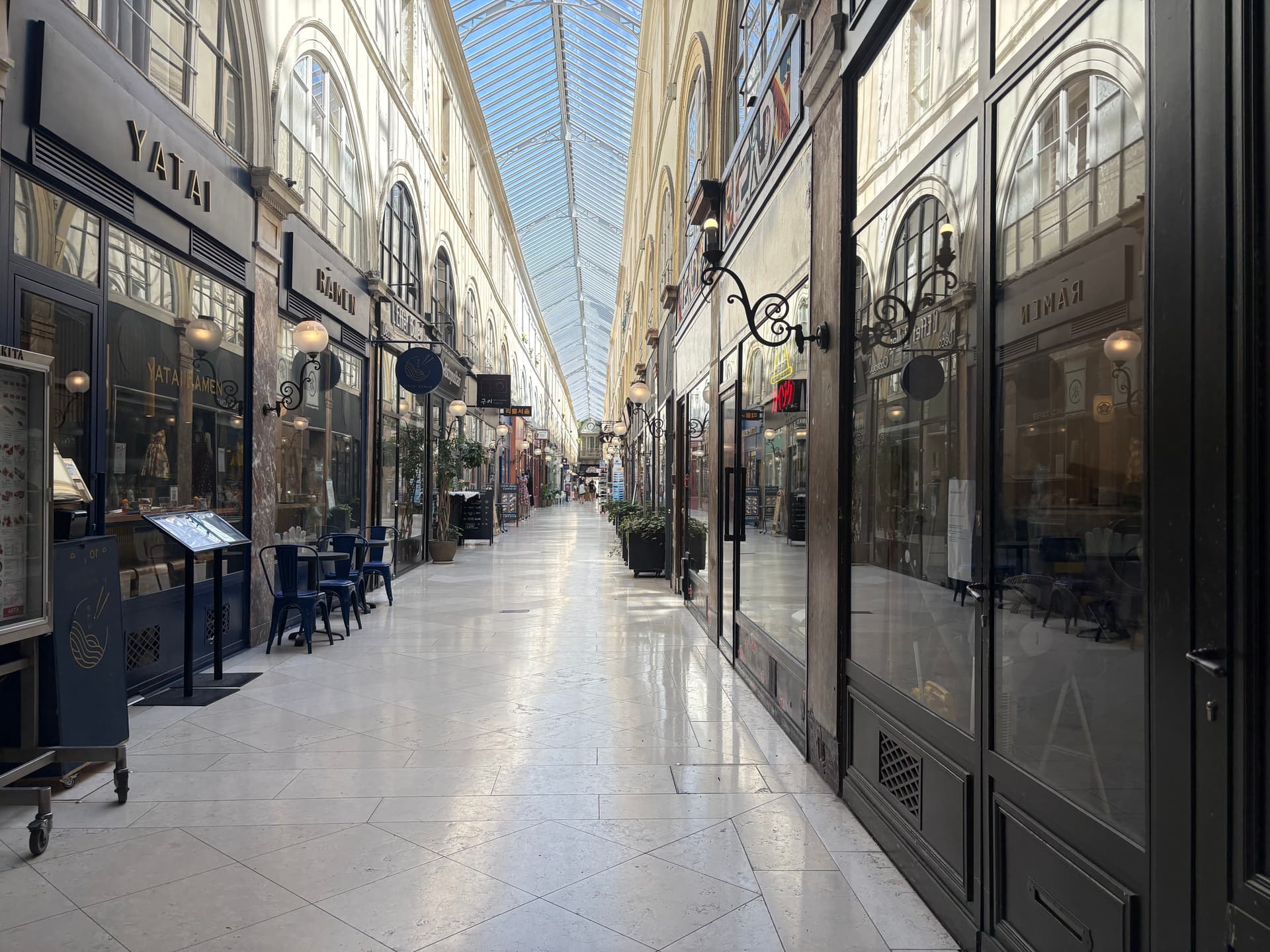 Balade dans les passages parisiens