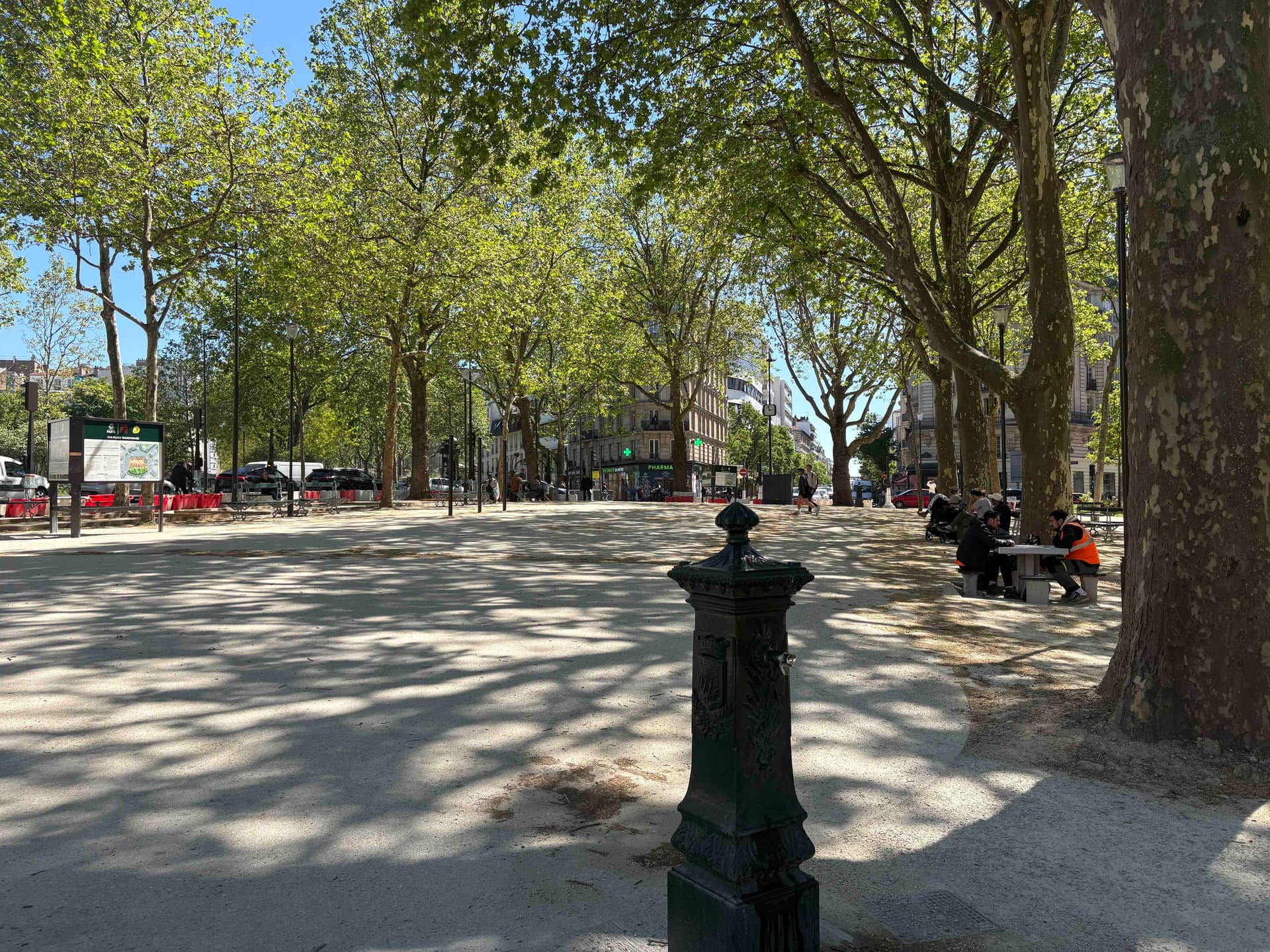 Place du colonel Fabien