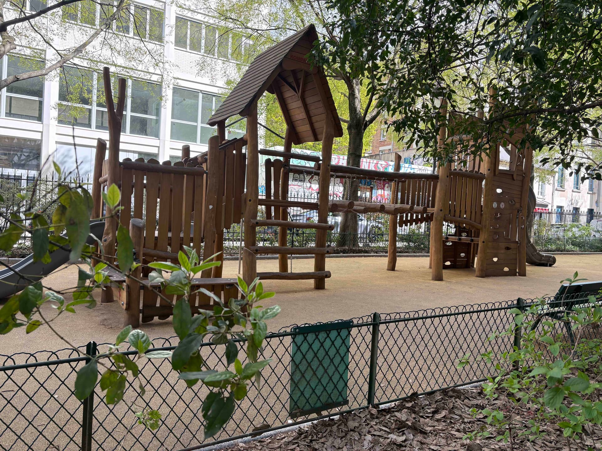 Square Georges Sarre