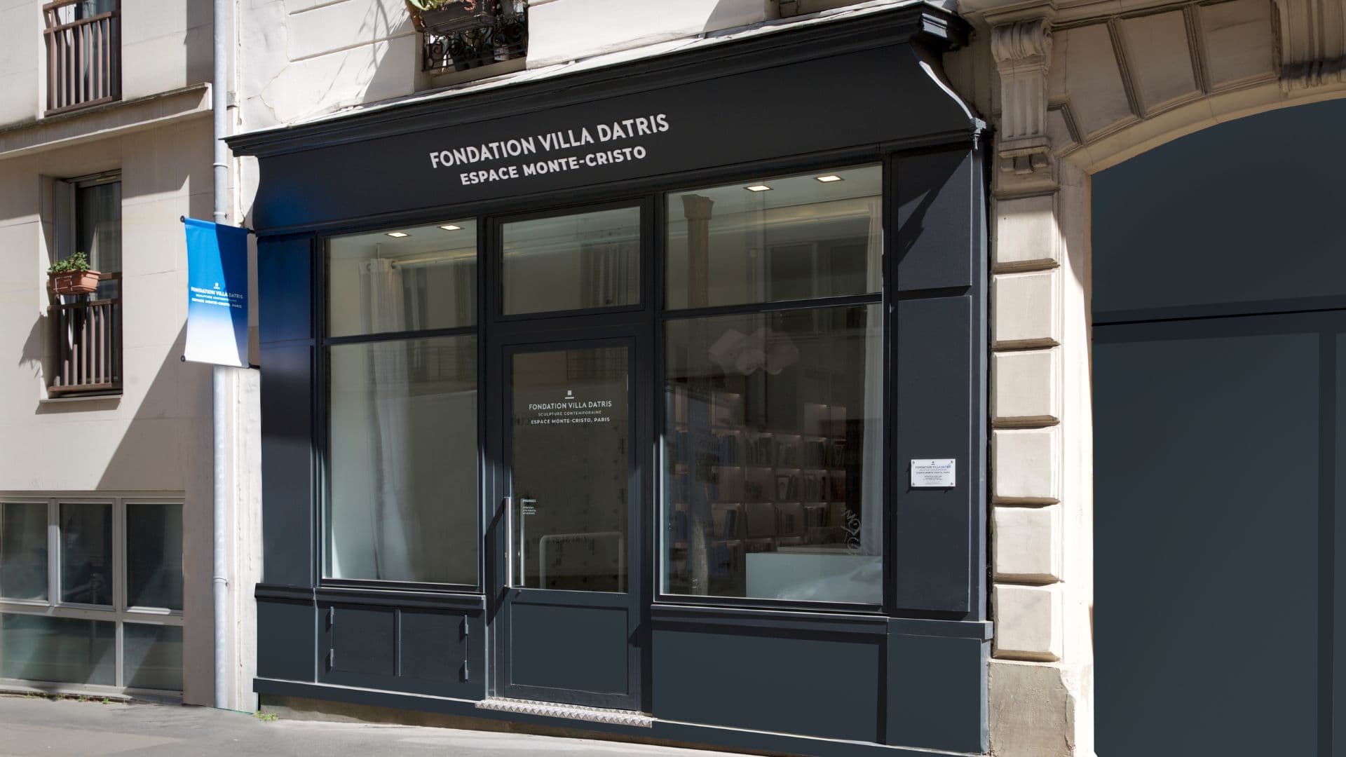 Exposition de sculpture contemporaine "Diseuses de silence"