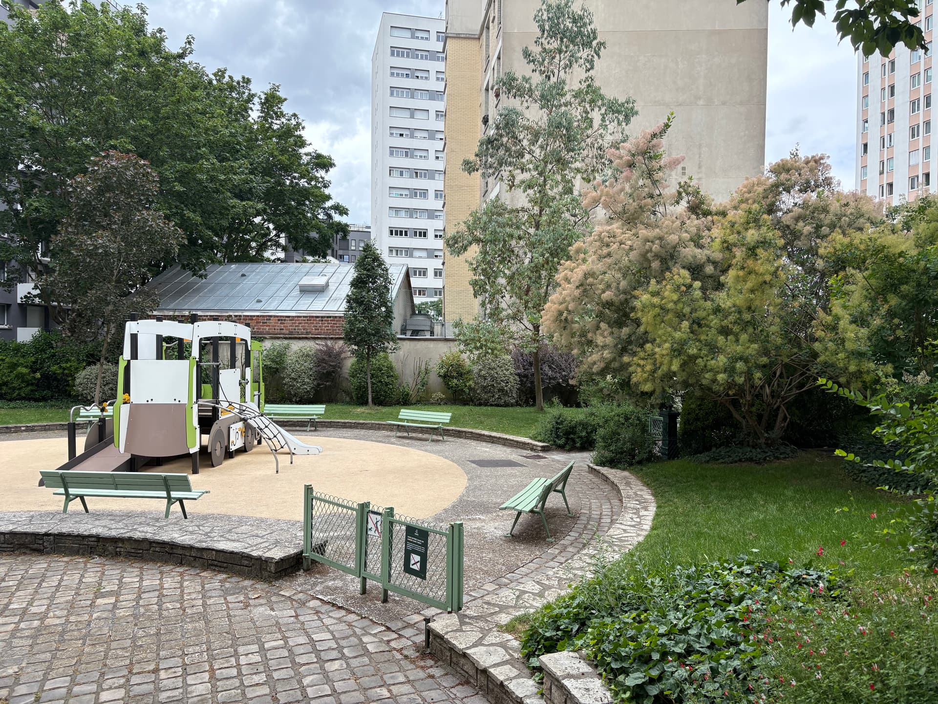 Le Jardin du Regard de la Lanterne