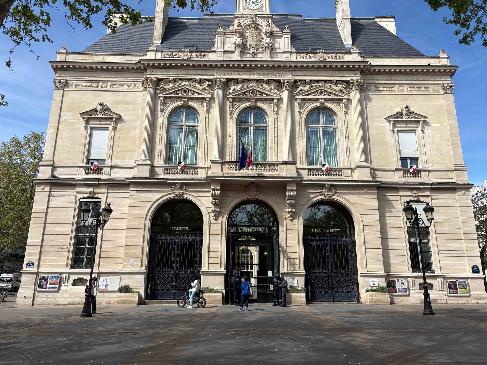 Place Léon Blum-Voltaire