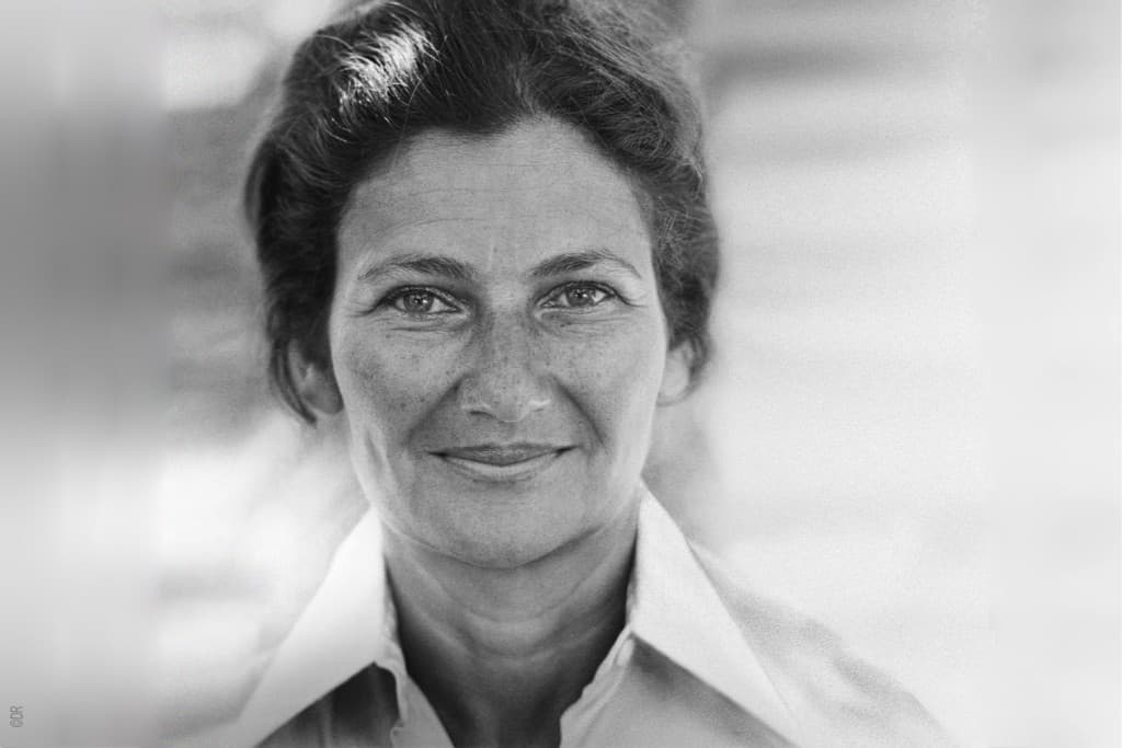 Une histoire à dessiner, une mémoire à écrire : Simone Veil. Mes sœurs et moi